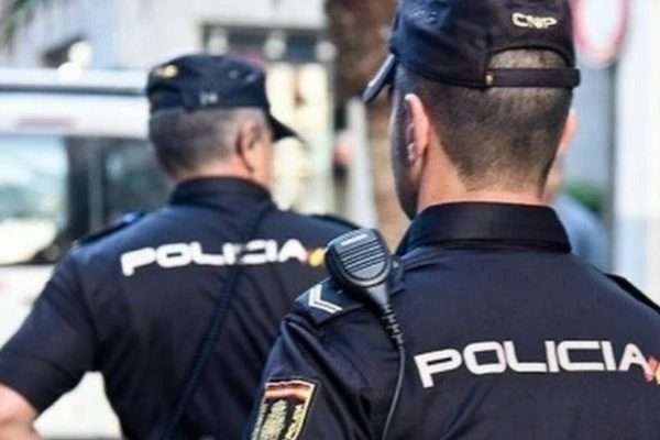 Policía de España desarticula célula del Tren de Aragua que asaltaba viviendas de lujo en Madrid
