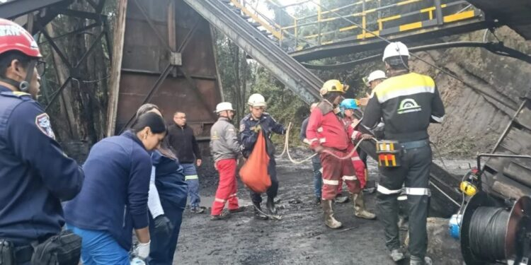 Confirman la muerte de nueve mineros tras explosión en Cundinamarca
