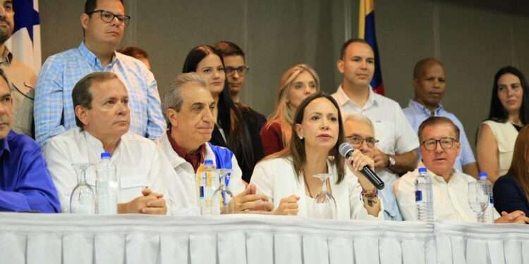 María Corina Machado CNE