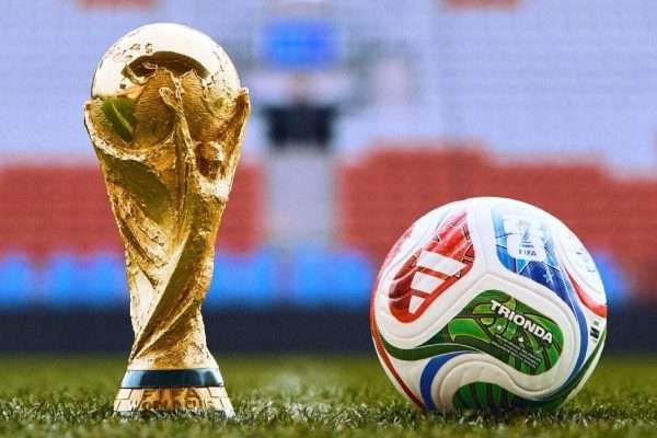 Aficionados inician cuenta regresiva para el pitazo inicial de la Copa Mundial 2026