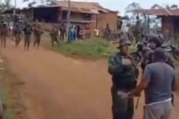 Habitantes de Las Claritas exigen el cese de abusos y denuncian que militares extorsionan a los mineros en Bolívar