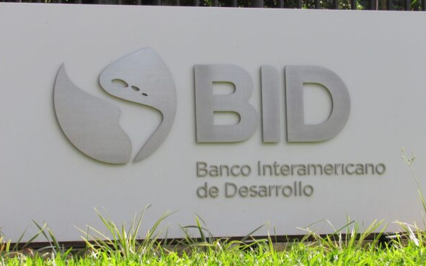 Banco Interamericano de Desarrollo reinicia relaciones formalmente con Venezuela