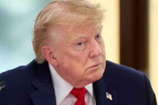 Donald Trump confirma negociaciones secretas con Irán para buscar la paz