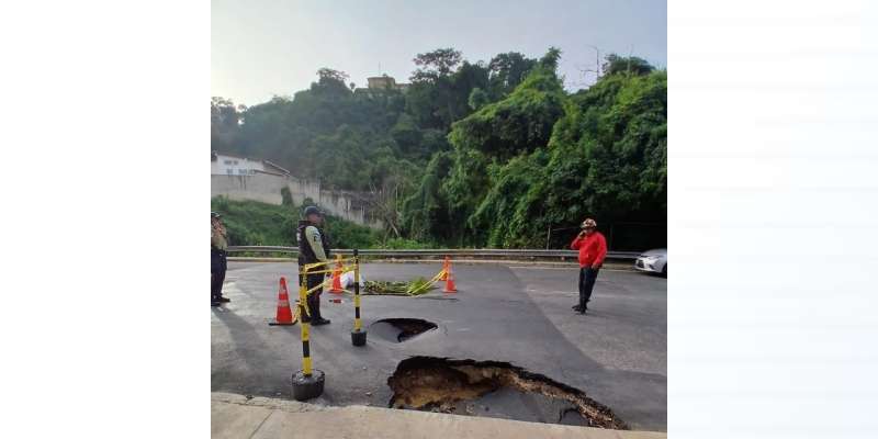 En Baruta cierran la calle La Guairita en Vizcaya por una avería de aguas blancas y socavamiento vial