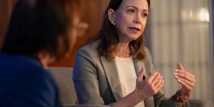 MariaCorinaMachado_190520262-750x375