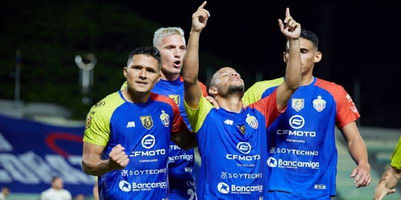 UCV FC enfrenta a Santos en Valencia por la ida de la repesca de la Copa Sudamericana