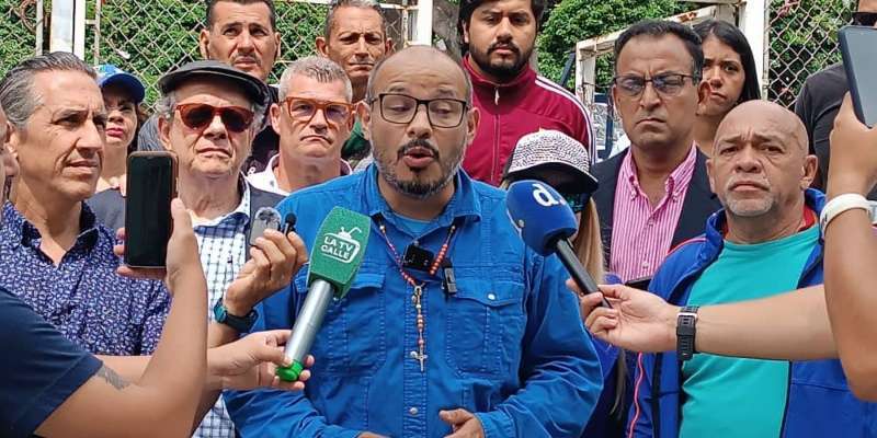 Vecinos de Caracas denuncian respuesta tardía del Estado a un mes del doblete sísmico