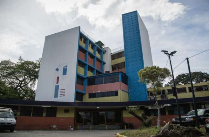 hospitales caracas sismos