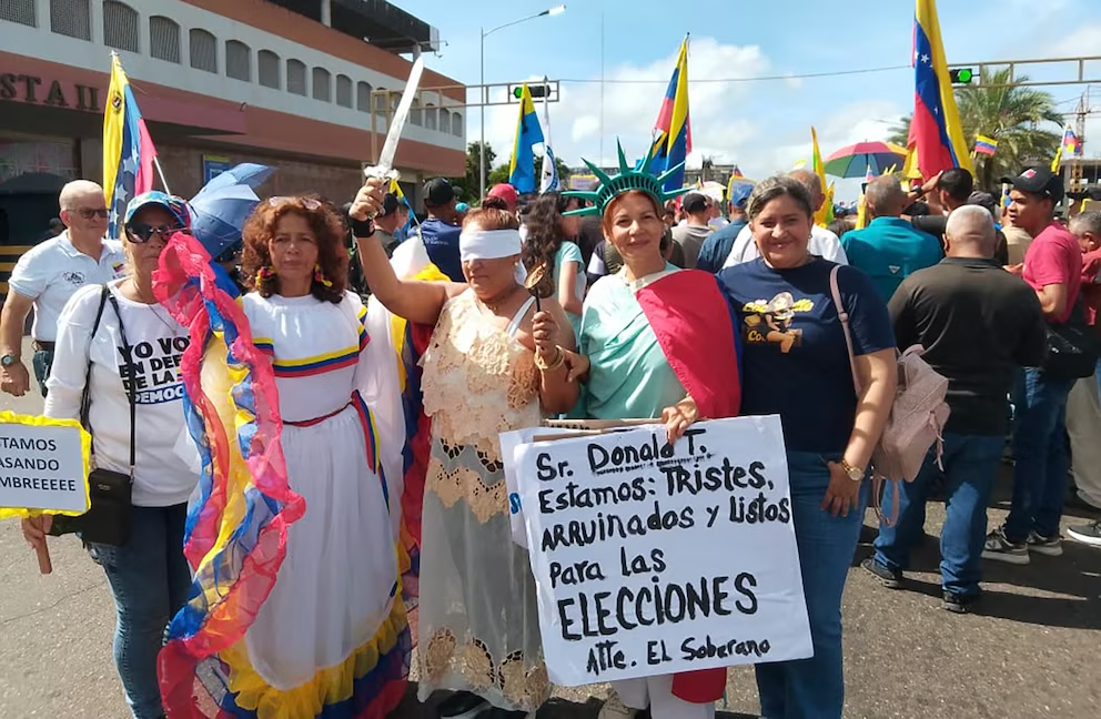 El mensaje a la administración de Estados Unidos se refleja en la pancarta de una protesta en julio de 2026