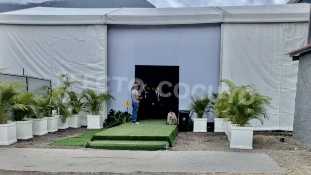 En este lugar que logró fotografiar Efecto Cocuyo se reunieron los delegados de las asambleas que preside Jorge Rodríguez y Dinorah Figuera