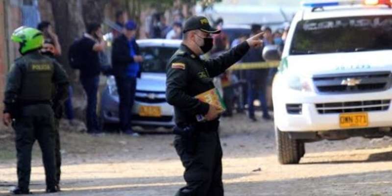 Atentado con carro bomba en Cúcuta deja 11 heridos frente a sede policial en la frontera con Venezuela