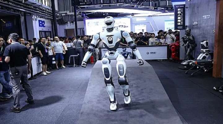 China celebra los Juegos Mundiales de Robots Humanoides con más de dos mil androides