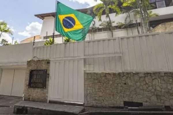 Embajada de Brasil en Caracas reactiva servicios consulares tras reestructuración diplomática