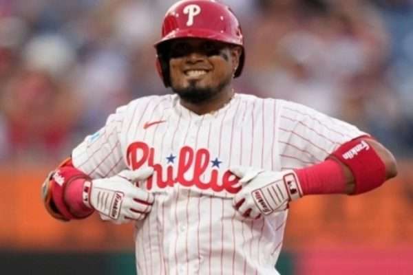 Luis Arráez debuta por todo lo alto con los Filis de Filadelfia