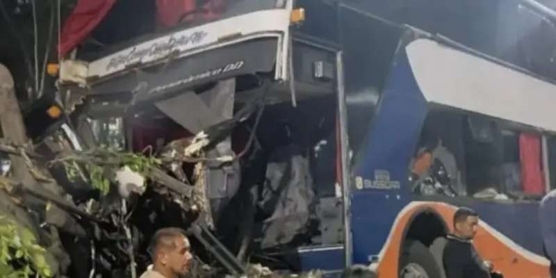 Un muerto y heridos por choque en la Valle-Coche