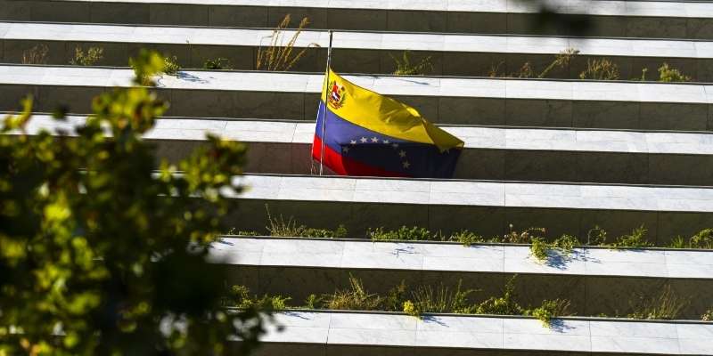 Arrestan en España a exfuncionario venezolano con 50 kilos de cocaína
