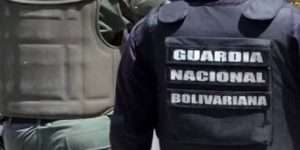 GNB detiene a presunto funcionario público con setecientos&hellip;