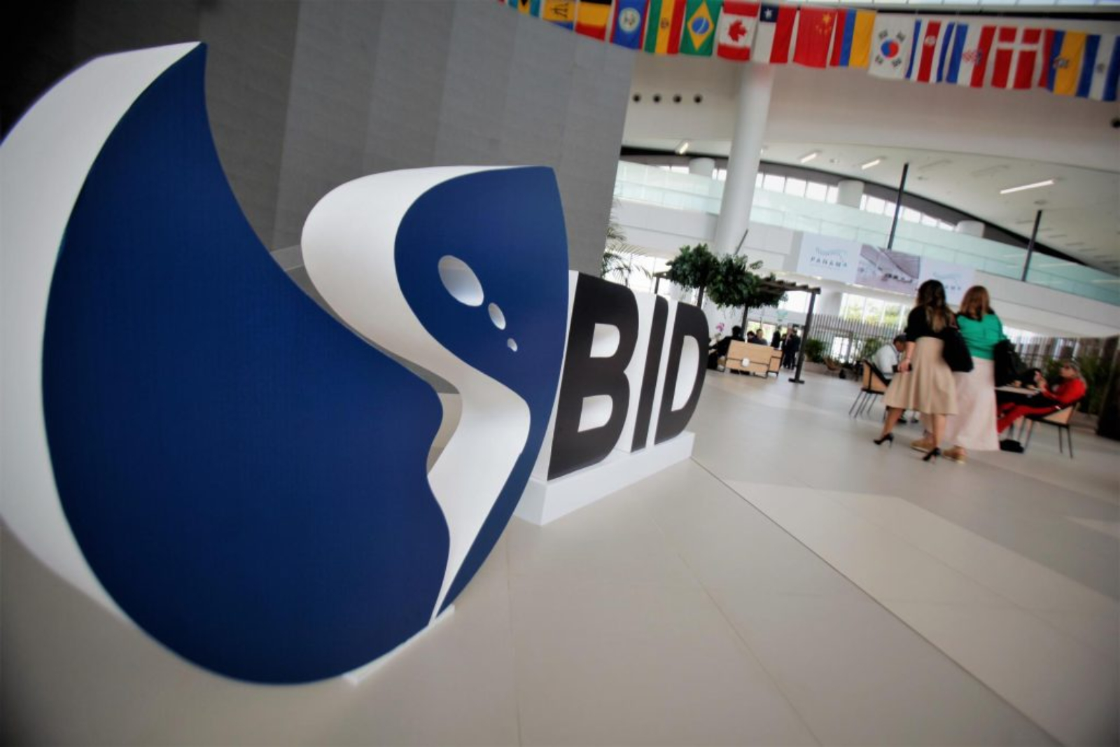 Primer desembolso del BID será por $2000 millones y llegará entre finales de octubre y principios de noviembre